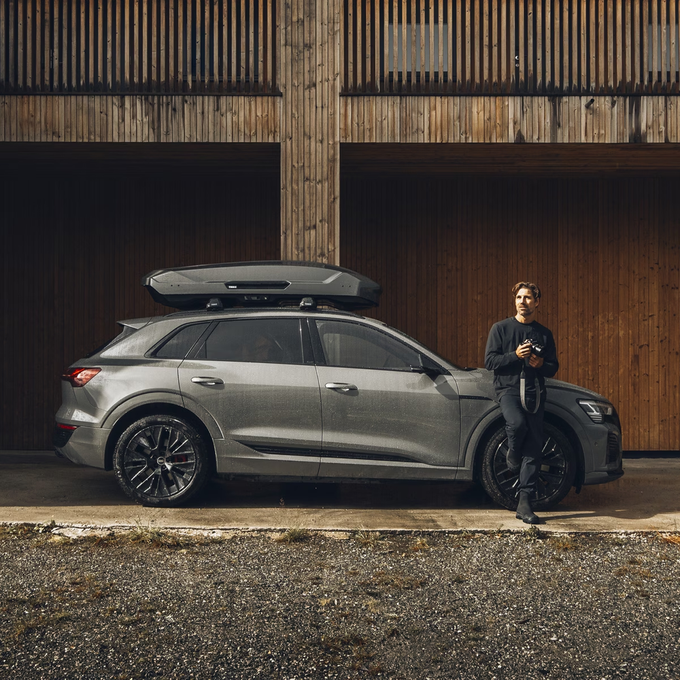 Box dachowy Thule Motion 3 XXL Black Glossy