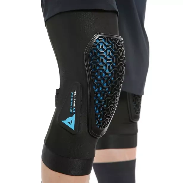Ochraniacze na kolana Dainese Trail Skins Air Knee Guards Black - 2023