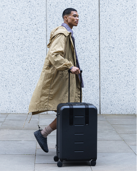 Travel suitcase Db Ramverk Check-in Luggage Medium Black Out - 2025/26