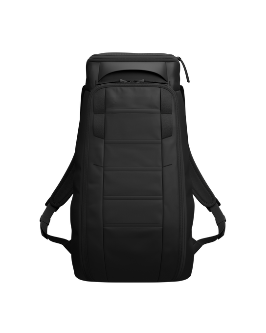 DB Hugger Backpack 20L Black Out