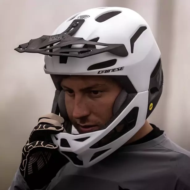 Cycling helmet Dainese Linea 01 Mips White/Black 